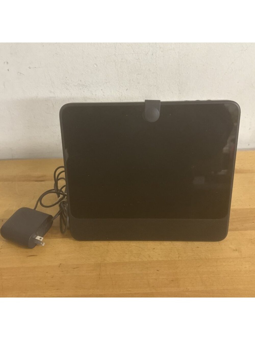 Facebook Portal Gen 1 Smart Video Calling Display with Power Adapter - WORKING